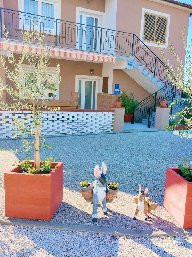Apartments Baksa Kanfanar Exterior foto